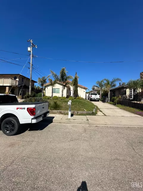 1061 Brighton Ave, Grover Beach, CA 93433 photo 3