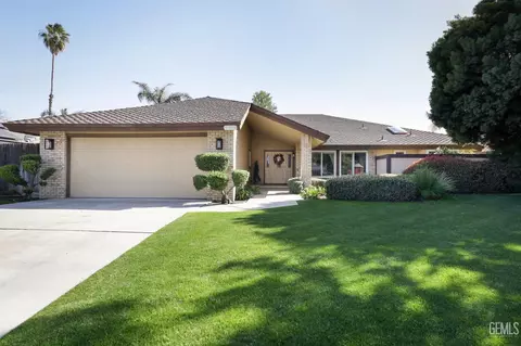 9409 Laurel Oak Way, Bakersfield, CA 93311