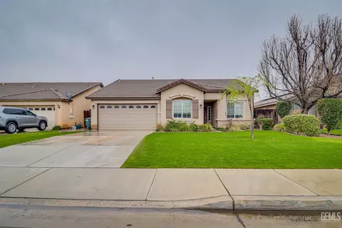 13111 Cheyenne Mountain Dr, Bakersfield, CA 93314