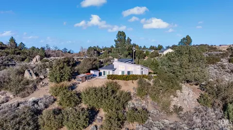 View/Area - 26481 Winchester Ct, Tehachapi, CA 93561 photo 1 of 1