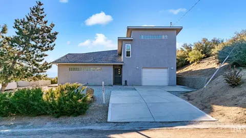 Exterior - 26481 Winchester Ct, Tehachapi, CA 93561 photo 1 of 2