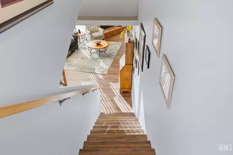 Entry Way - 26481 Winchester Ct, Tehachapi, CA 93561 photo 1 of 4
