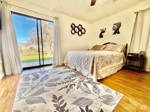 Bedroom - 27301 War Admiral Ct, Tehachapi, CA 93561 photo 1 of 4