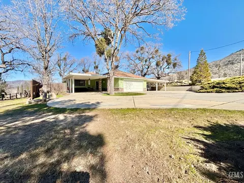 Exterior - 27301 War Admiral Ct, Tehachapi, CA 93561 photo 2 of 11