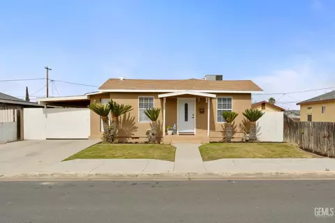 Exterior - 1532 3rd St, Wasco, CA 93280 photo 2 of 7