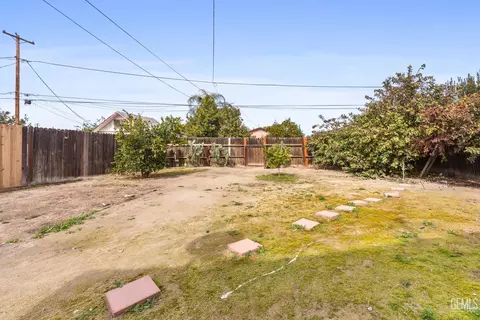 Exterior - 1532 3rd St, Wasco, CA 93280 photo 7 of 7