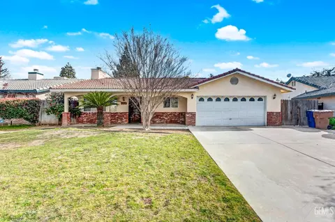 9315 Meacham Rd, Bakersfield, CA 93312