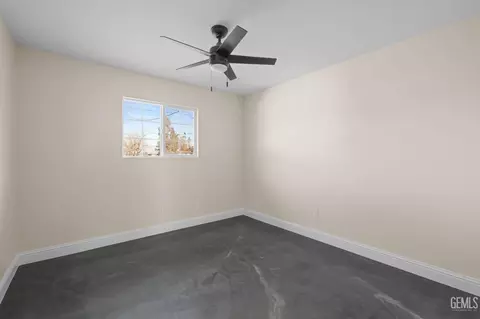 Bedroom - 9303 E Wilson Rd, Bakersfield, CA 93307 photo 1 of 5