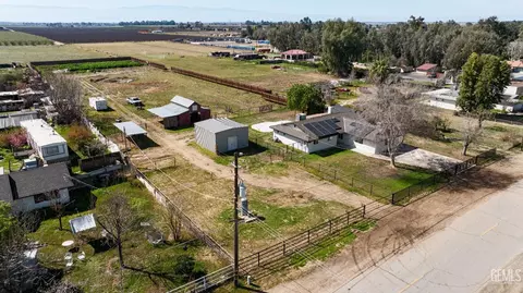 View/Area - 9303 E Wilson Rd, Bakersfield, CA 93307 photo 4 of 7