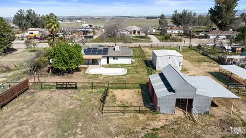 View/Area - 9303 E Wilson Rd, Bakersfield, CA 93307 photo 2 of 7