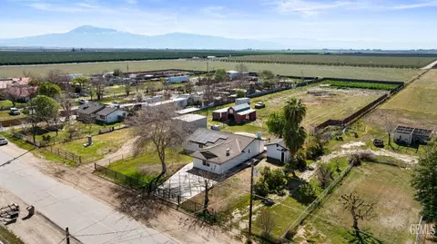 View/Area - 9303 E Wilson Rd, Bakersfield, CA 93307 photo 5 of 7
