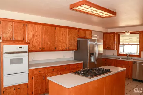 10100 Windmill Ln, Weldon, CA 93283 photo 16