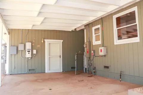10100 Windmill Ln, Weldon, CA 93283 photo 14