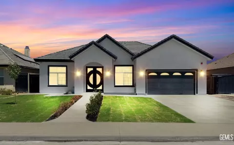 12712 Molokai Dr, Bakersfield, CA 93312
