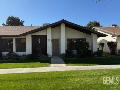 5909 Sunny Palms Ave #16, Bakersfield, CA 93309