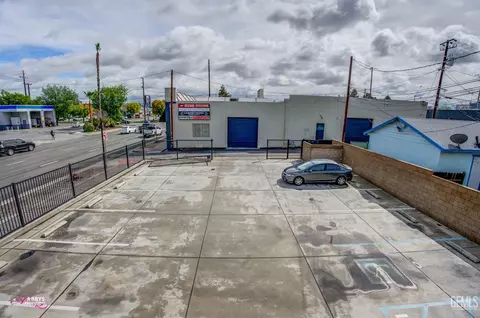 2230 G St, Bakersfield, CA 93301 photo 14