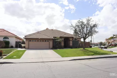11021 Mirage Dr, Bakersfield, CA 93311