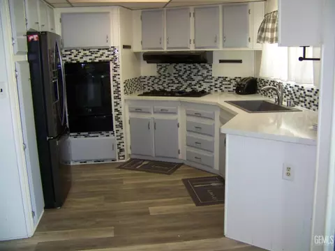 4605 Q St, Bakersfield, CA 93301 photo 12