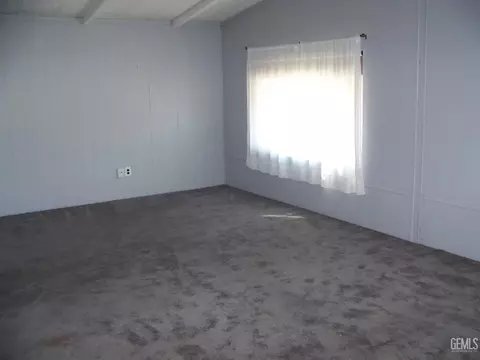 4605 Q St, Bakersfield, CA 93301 photo 3