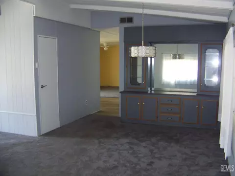 4605 Q St, Bakersfield, CA 93301 photo 9