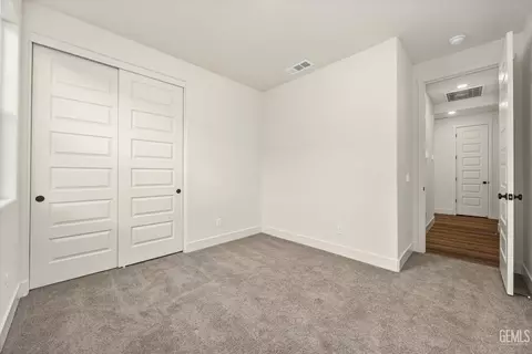 Bedroom - 6603 Wind Wolfs Ln, Bakersfield, CA 93313 photo 4 of 8