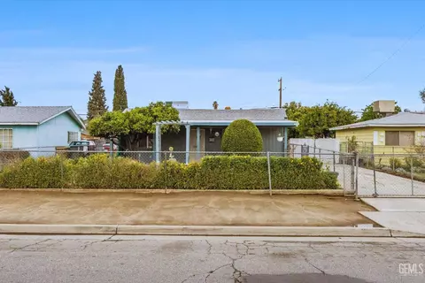 820 E Belle Ter, Bakersfield, CA 93307 photo 4