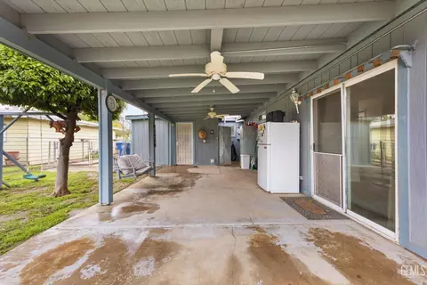 820 E Belle Ter, Bakersfield, CA 93307 photo 27