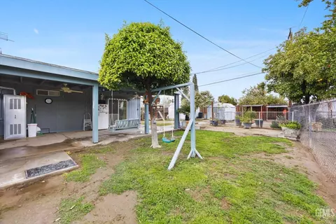 820 E Belle Ter, Bakersfield, CA 93307 photo 28