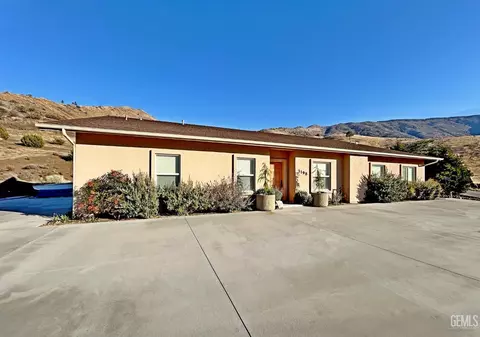 3198 Denise St, Lake Isabella, CA 93240