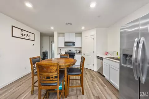 1806 Idared Ct, Bakersfield, CA 93307 photo 10
