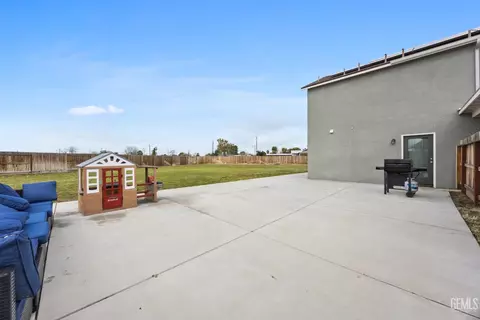 1806 Idared Ct, Bakersfield, CA 93307 photo 29