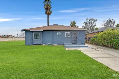103 S Milham Dr, Bakersfield, CA 93307