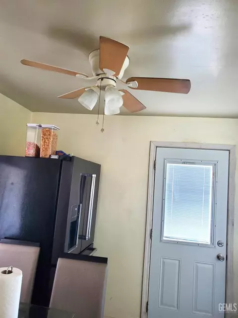 Other - 312 Trinity Ave, Bakersfield, CA 93307 photo 3 of 7