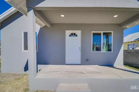Exterior - 188 W 2nd St, Buttonwillow, CA 93206 photo 2 of 5
