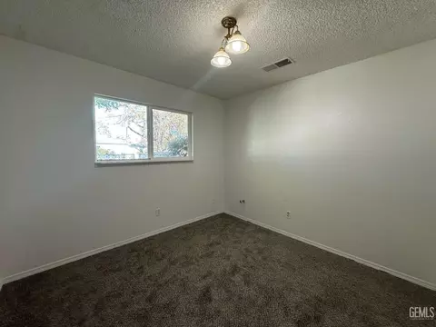 Bedroom - 3024 Penny Ln, Modesto, CA 95354 photo 1 of 3