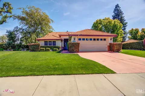 9903 Timeless Rose Ct, Bakersfield, CA 93311