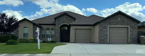Exterior - 11013 Efada Dr, Bakersfield, CA 93312 photo 1 of 4
