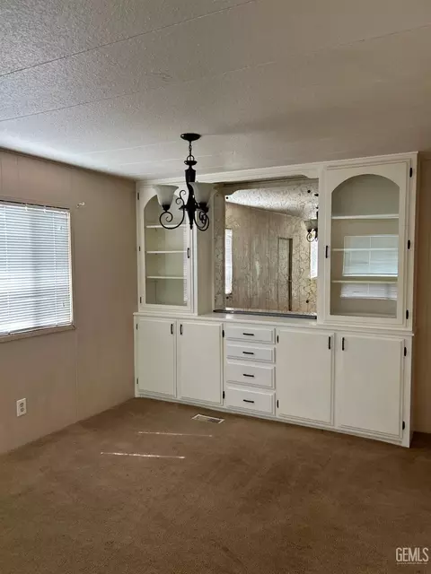 203 Buchanan St, Taft, CA 93268 photo 3
