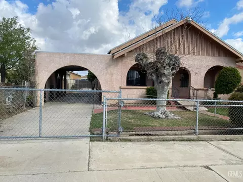210 E 10th St, Bakersfield, CA 93307