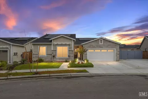 9316 Parkdale Way, Shafter, CA 93263