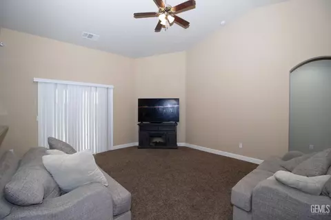 Living - 2309 Persimmon St, Wasco, CA 93280 photo 1 of 1