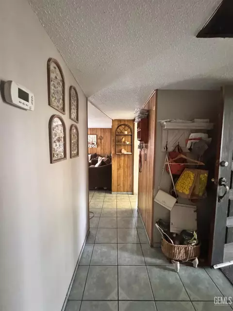 339 Rosalee Ave, Shafter, CA 93263 photo 6