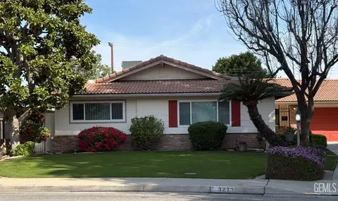 3273 Mulberry Dr, Bakersfield, CA 93301