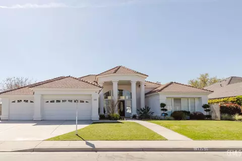 1715 Norwich Way, Bakersfield, CA 93311
