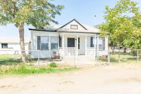 503 Higgins Dr, Bakersfield, CA 93308