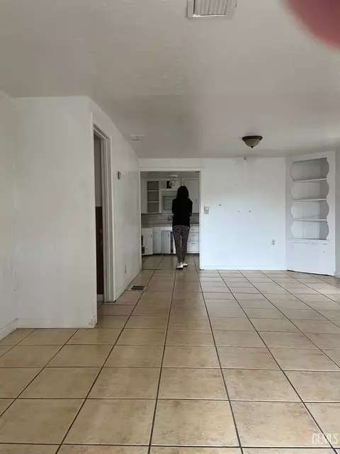 Living - 1934 3rd St, Wasco, CA 93280 photo 1 of 3