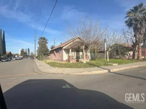 841 Broadway St, Wasco, CA 93280 photo 3