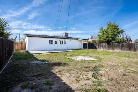 380 E Orange Ave, Shafter, CA 93263 photo 5