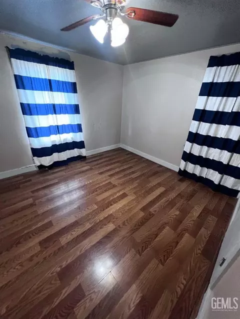 418 Jackson St, Taft, CA 93268 photo 10