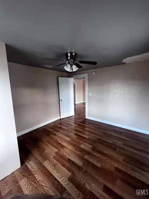 418 Jackson St, Taft, CA 93268 photo 12